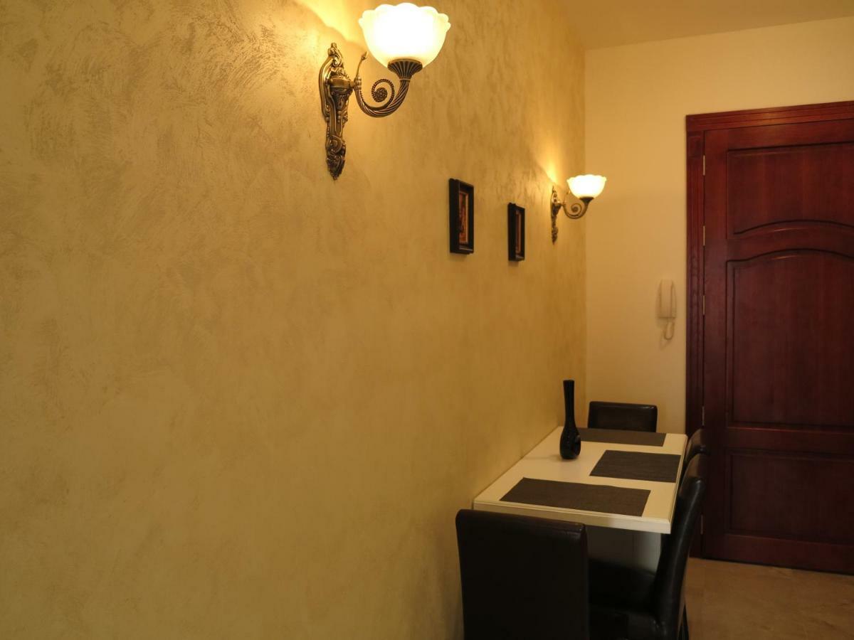 Small Luxury Kapitol Apartment Vienna Exterior photo
