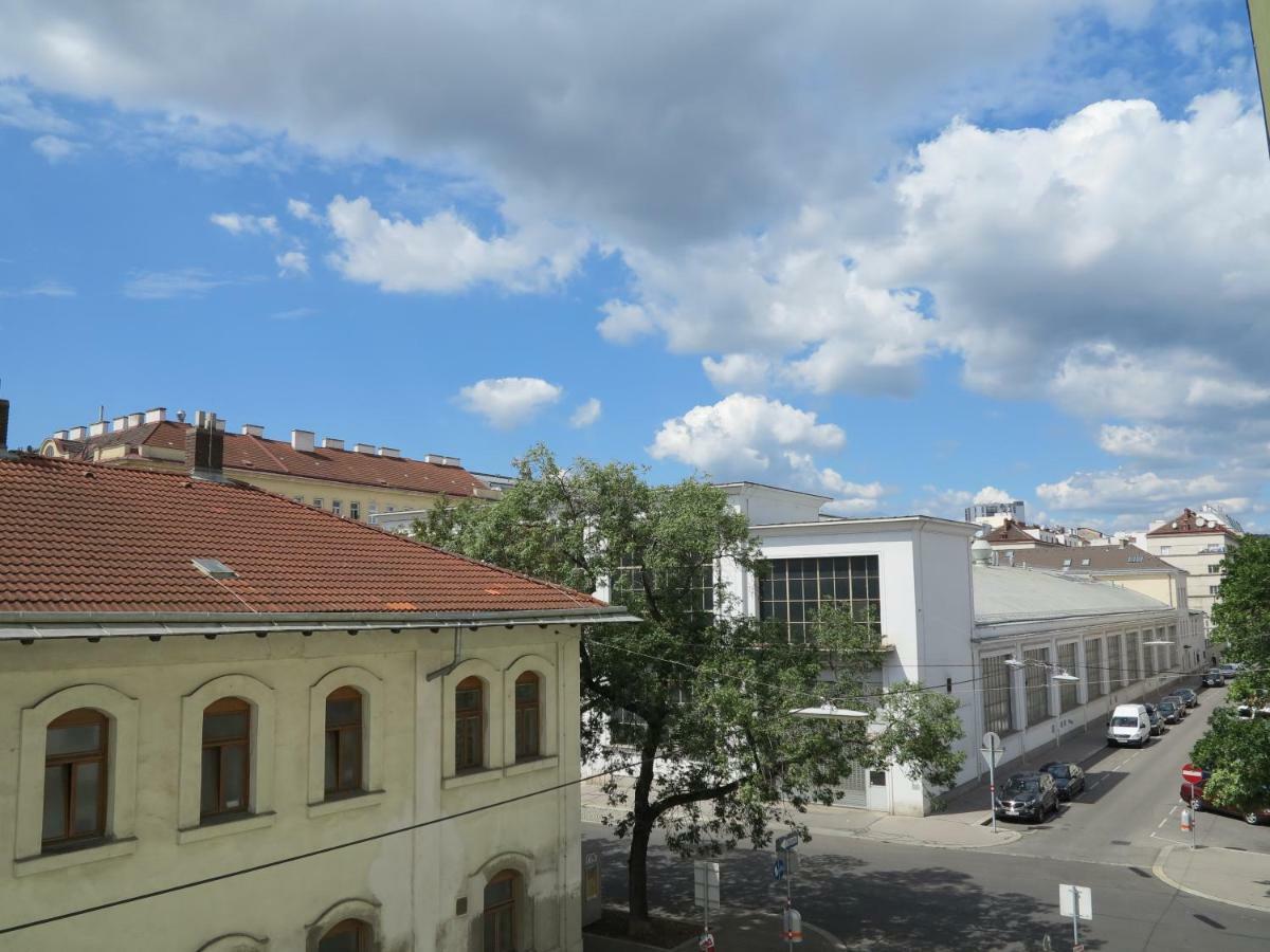 Small Luxury Kapitol Apartment Vienna Exterior photo